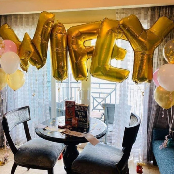 Anniversary Room Décor